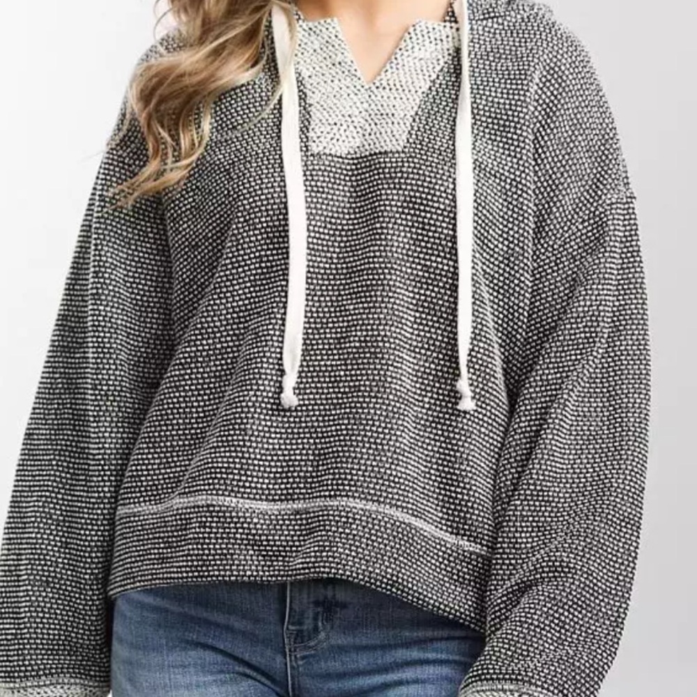 BKE crop knit hoodie